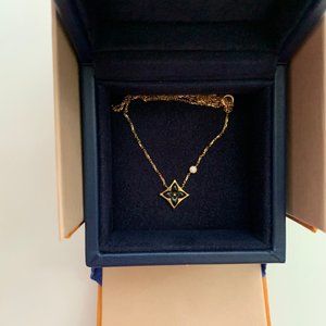 Louis Vuitton Color Blossom Star Pendant Necklace